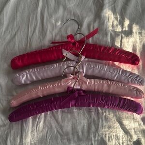 Satin Padded Velvet Hangers - Pink Mix
